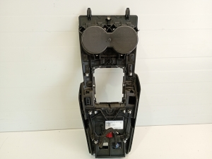 AUDI A3 8V (2012–2020) Keskkonsool 8V1864261A - 5