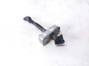 Mazda CX-5 (2011–2017) Front door check - 2