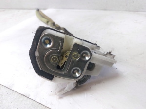 Mazda CX-5 (2011–2017) Rear side door lock KD53 - 3