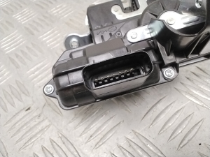 Hyundai Kona II (2023–2026) Trunk lid lock 818L0BE100 - 2