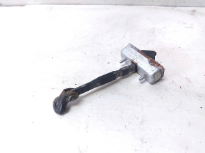 Mazda CX-5 (2011–2017) Front door check - 3