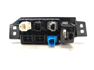 NISSAN Leaf II (2017–2026) Other switch 681RU5SH0A - 4
