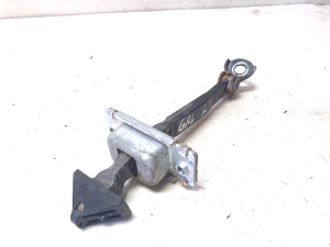 Mazda CX-5 (2011–2017) Rear side door opening limiter - 3