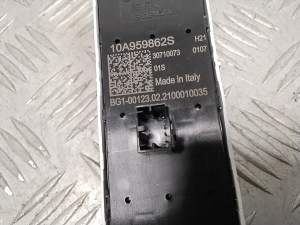 Volkswagen ID.4 I (2020–2026) Front door glass switch 10A959862S - 3