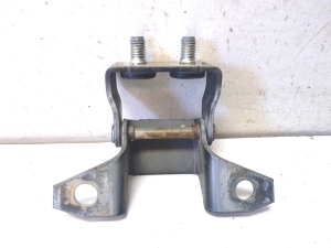 Tailgate hinge