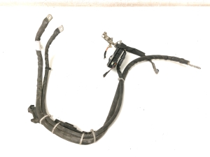 Mercedes Benz C-Class 205 (2014–2021) Plussjuhtme klemm A0009061505 - 5