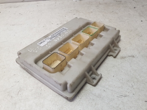 Chrysler Voyager IV (2001–2007) Kaitsmeplokid 05026063AC - 2