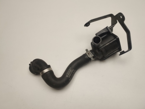 Porsche Macan (2014–2026) Auxiliary water pump 06H121601M - 3