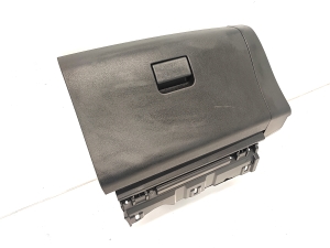 NISSAN Leaf II (2017–2026) Glove box 685203NL1B - 3