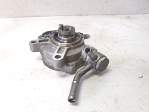 Mazda CX-5 (2011–2017) Vacuum pump PE0718G00A - 4