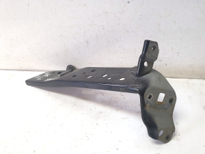 Front fender bracket - KD5352240