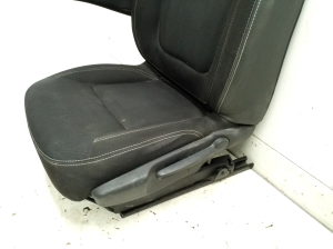 RENAULT Trafic lV (2022–2026) Vordersitz und seine Teile - 3