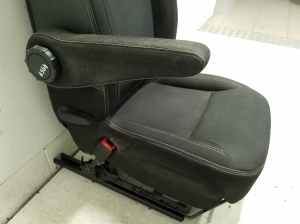 RENAULT Trafic lV (2022–2026) Vordersitz und seine Teile - 4