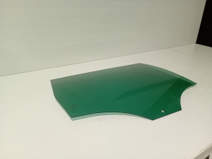Volkswagen Passat B6 (2005–2010) Rear side door glass - 5