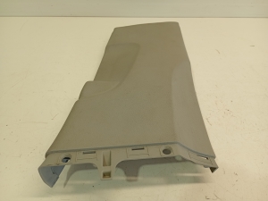 AUDI A3 8V (2012–2020) Keskpiilari siseviimistlus 8V5867240 - 2