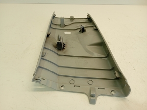 AUDI A3 8V (2012–2020) Keskpiilari siseviimistlus 8V5867240 - 3