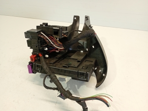 AUDI A3 8V (2012–2020) Kaitsmekarp salongis 5Q0937615C - 3