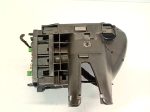 AUDI A3 8V (2012–2020) Kaitsmekarp salongis 5Q0937615C - 2