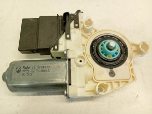   Hinterer Seitentür-Fensterhebermotor  - 3C9959703 