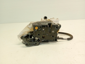 Volkswagen Passat B6 (2005–2010) Rear side door lock 3C4839015A - 2