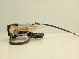 Volkswagen Passat B6 (2005–2010) Rear side door lock 3C4839015A - 5