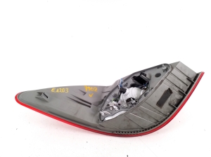 Mercedes Benz R-Class 251 (2006–2017) Eckleuchte hinten A2518201964 - 3