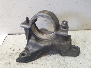 Mazda CX-5 (2011–2017) Front drive shaft bracket - 3