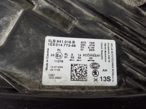 Skoda Enyaq iV I (2020–2026) Scheinwerfer vorne 5LB941018B - 7