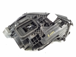 Mercedes Benz EQB X243 (2021–2026) Esituli A2439069000 - 2