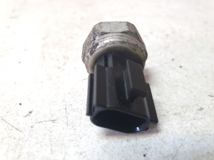 Mazda CX-5 (2011–2017) A/C condenser sensor 42CP813 - 4