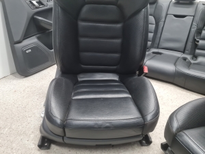 Porsche Macan (2014–2026) Interior and its parts - 3