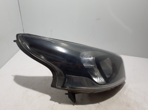 Opel Vivaro B (2014–2019) Headlight 260107798R - 5