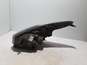 Opel Vivaro B (2014–2019) Headlight 260107798R - 6
