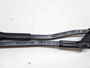 Opel Corsa F (2019–2026) Windshield wiper arm 9822931880 - 3