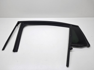 Opel Astra L (2021–2026) Tagumise külgukse kolmnurkklaas 9838524780 - 2