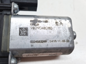 Opel Astra L (2021–2026) Hinterer Seitentür-Fensterhebermotor 9829048280 - 2