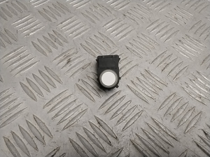 Parkošanās sensors aizmugurē - 99310GI800