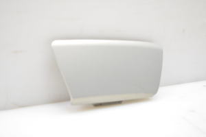 Opel Zafira B (2005–2014) Front bumper tow hook cover 13247300 - 5