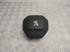 Steering wheel airbag - 98255207ZD
