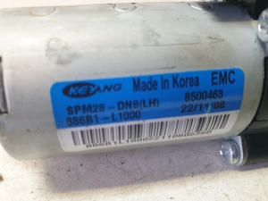 Kia Sorento (2014–2026) Front seat motor 886B1L1000 - 5