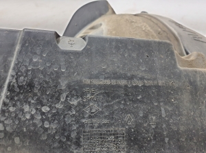 Opel Vivaro B (2014–2019) Priekšējā apakšspārna aizmugurējā daļa 638451520R - 3