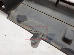 Opel Vivaro B (2014–2019) Intercooler air deflector 214772888R - 2
