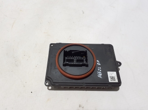   Boîtier de commande pour phares au xénon  - 4K0941592BC 