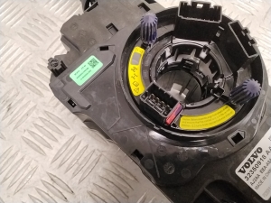 VOLVO XC40 (2017–2026) Switch and its parts 32350918AA - 4