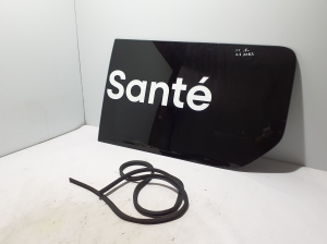   Rear quarter glass  - 833418702R 