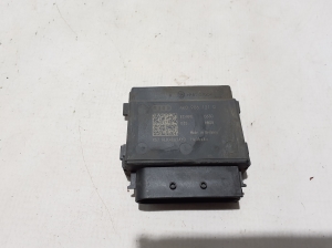   Module de commande de la pompe à carburant  - 4K0906121D 