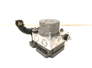 Mercedes Benz A-Class 176 (2012–2018) ABS unit A0094316412 - 4