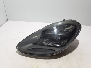 Porsche Panamera 971 (2016–2026) Esituli 971941035J - 6