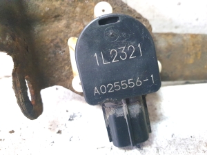 Mazda CX-5 (2011–2017) Sensor an der Hinterradnabe 1L2321 - 4
