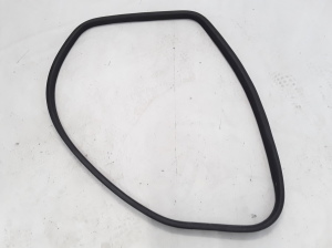   Rear side door sealing rubber 